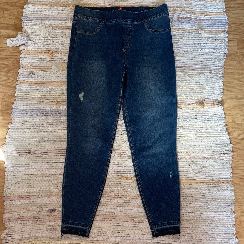SPANX Distressed Pull On Skinny Medium Washed Ankle Jeans Size XL - Picture 3 of 8